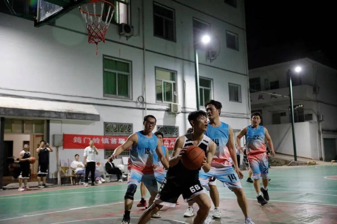 包含野生篮球运动在乡村地区掀起新热潮，促进乡村振兴战略的词条