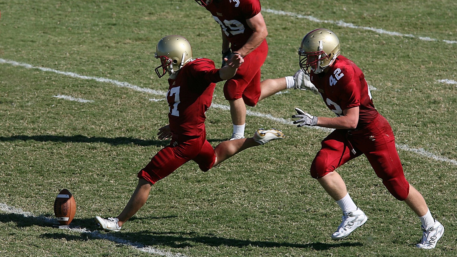 中国足球青训产教融合项目顺利推进，中国足球青训补偿及培训费